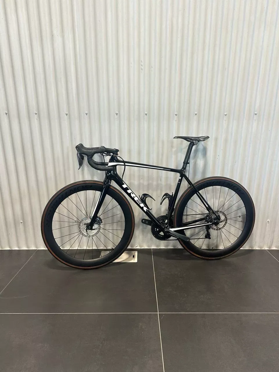 Vélos de route Trek Émonda Sl 6 Disc Pro L – Image 5